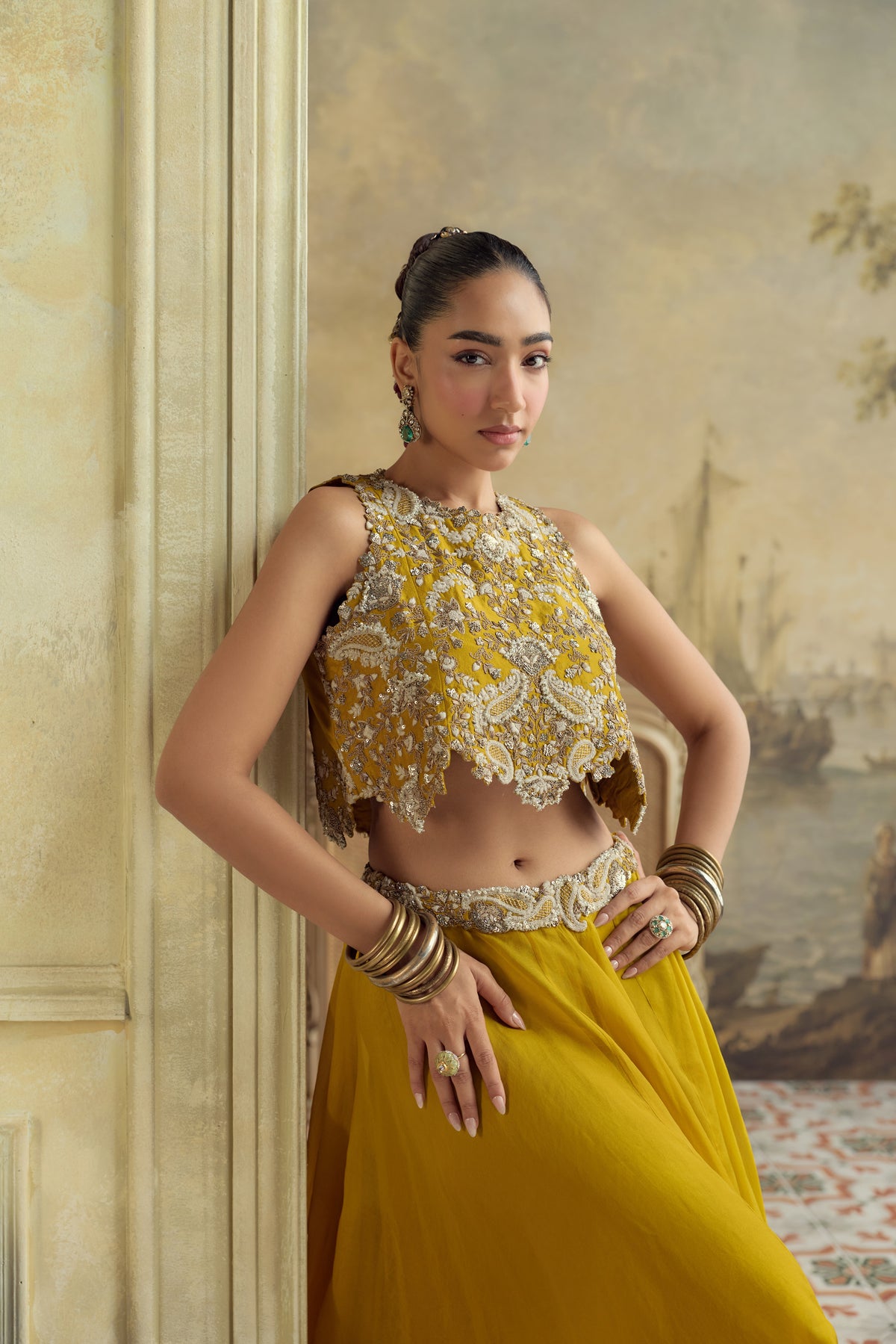 AV Offwhite Kairi Boxy Skirt Set