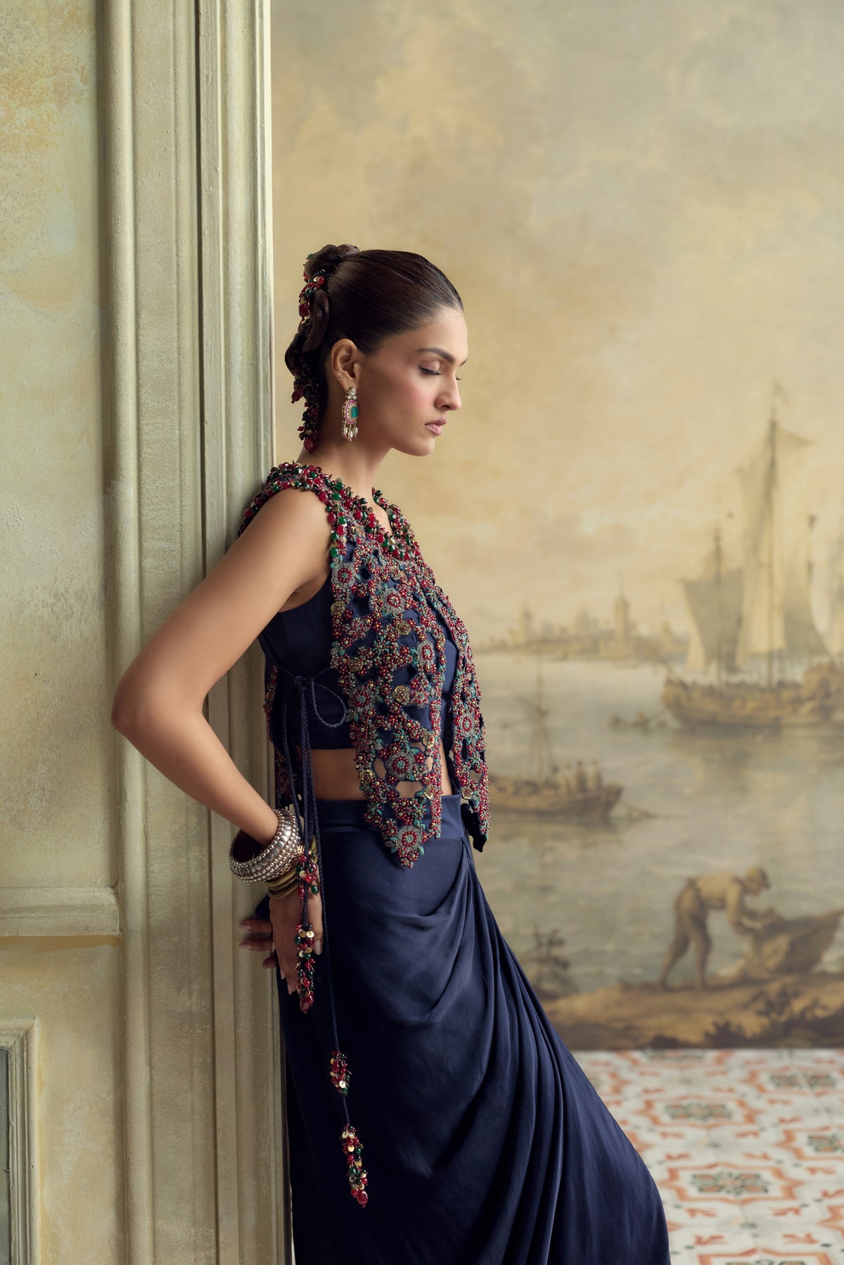 UP Moti Cutwork Gilet Set