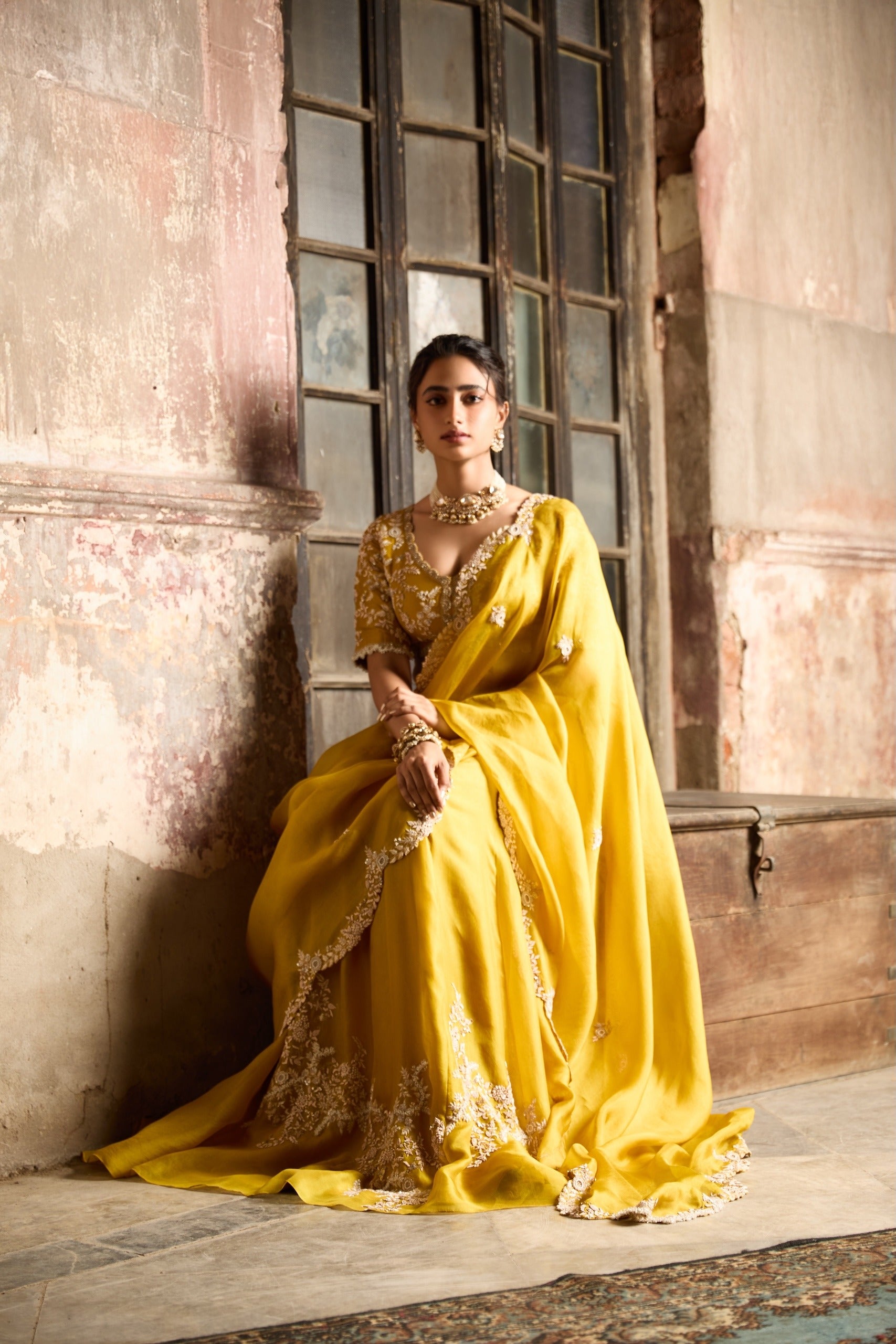 AV Moti Resham 4 Kali Skirt Set