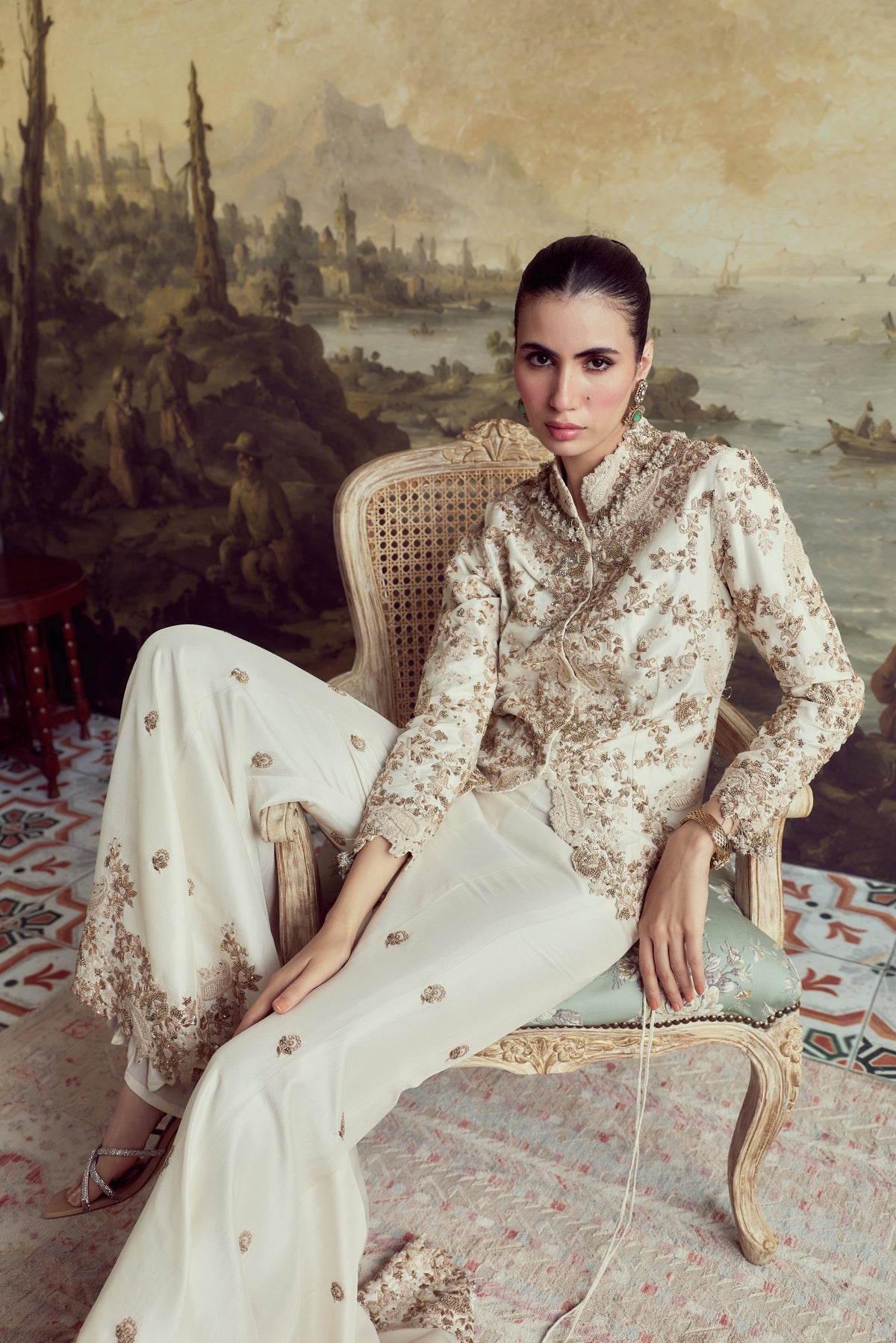 AV Offwhite Dori Kairi Heavy Sharara Set