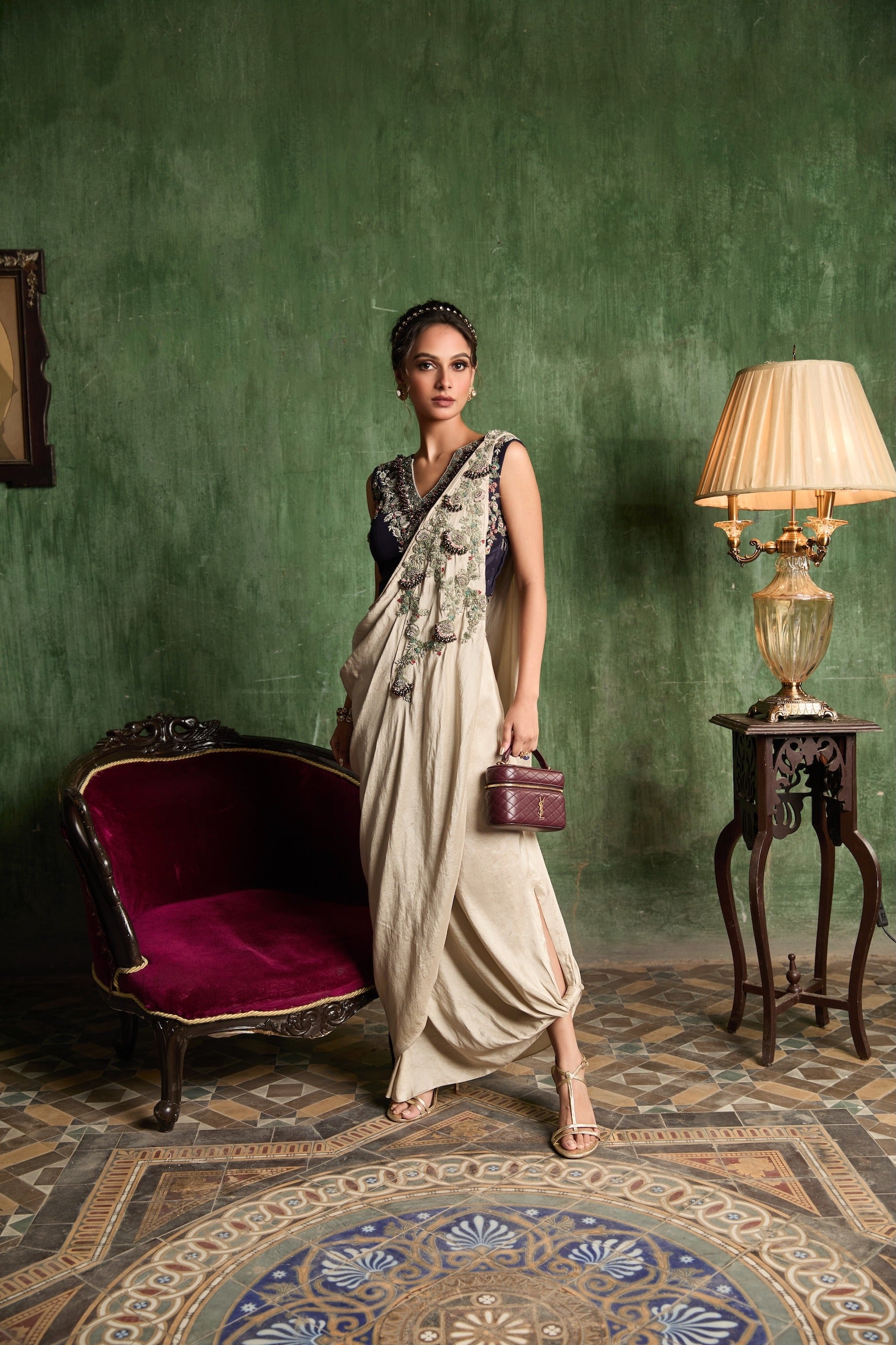 SN Thread Drape Set
