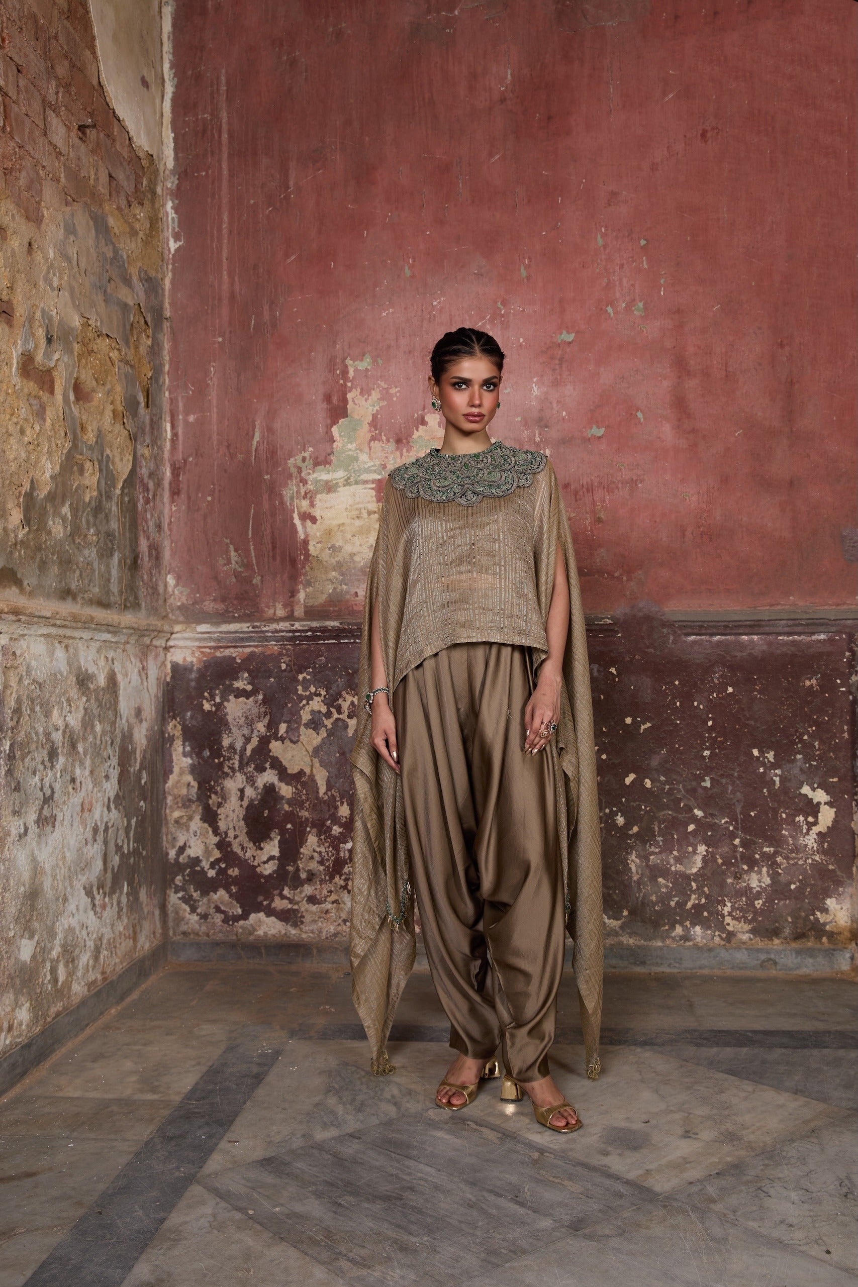 AS Green Thread Crushed Tissue Aline Kaftaan