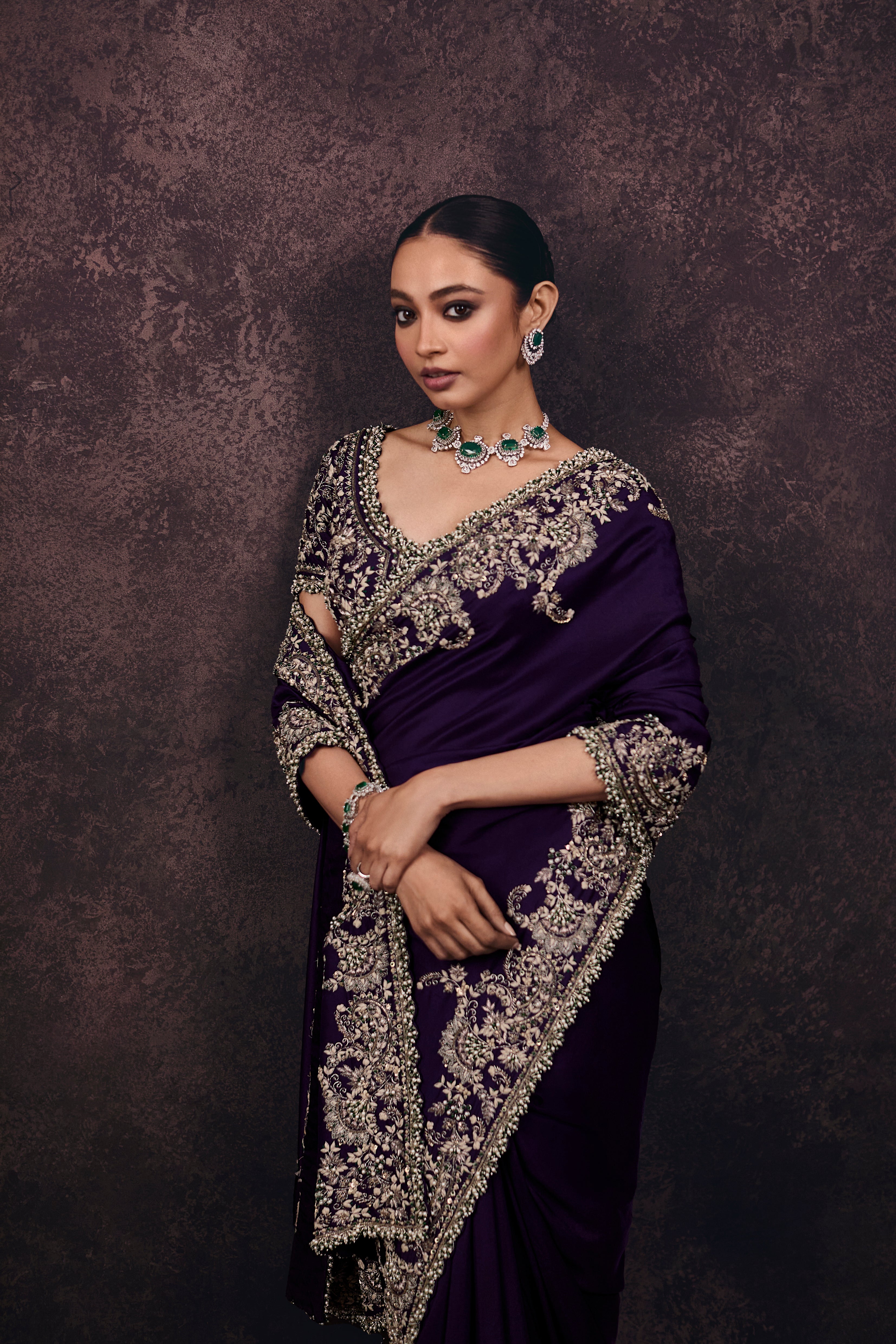 AM Moti Resham Saree