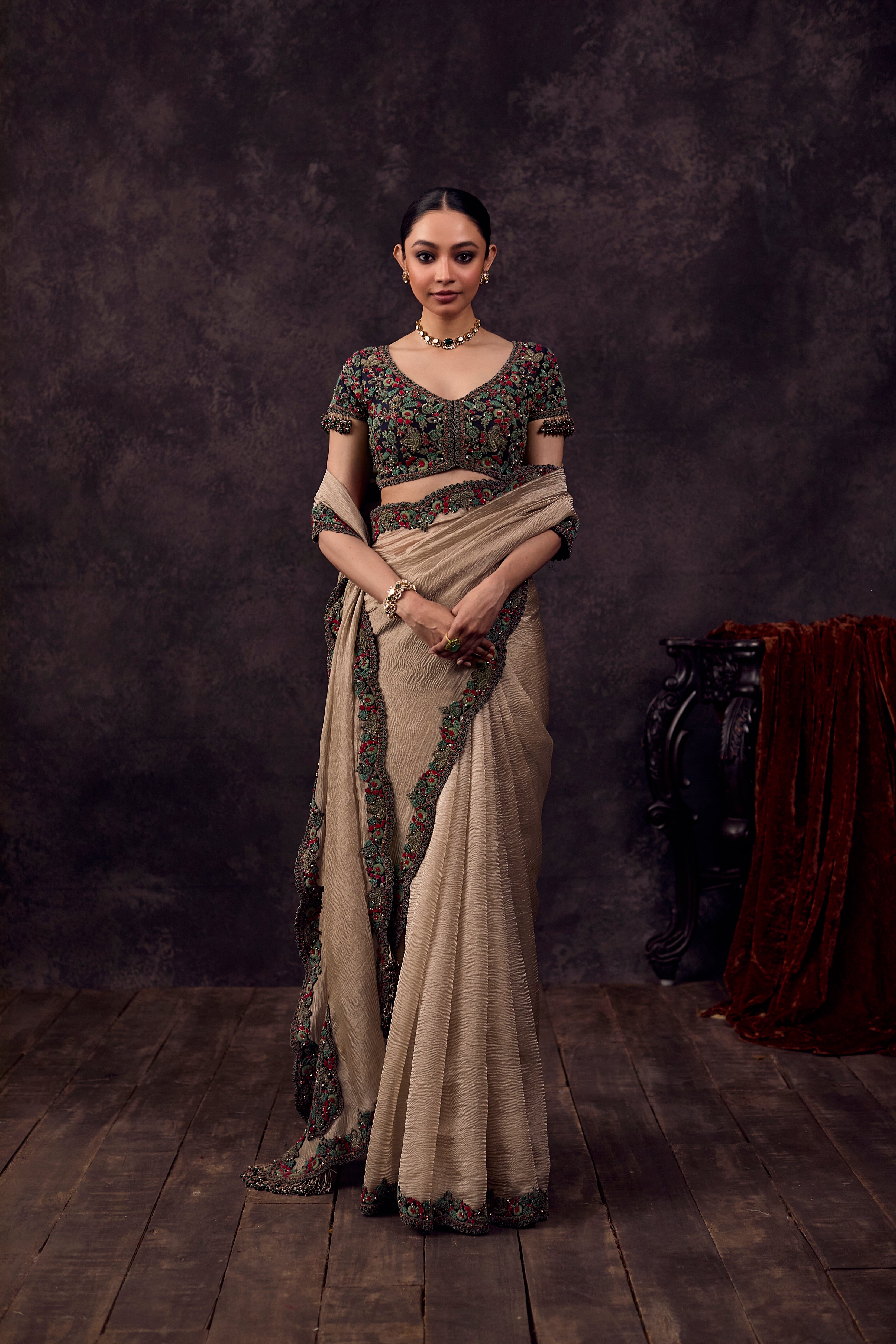UP Dori Thread Crushed Tissue Saree