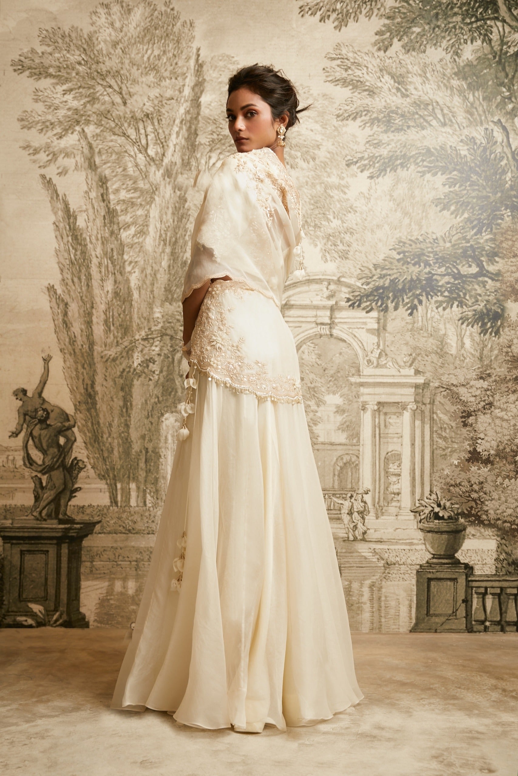 Up Lampi Flower Skirt Set